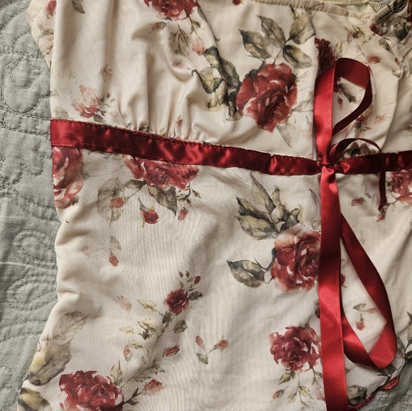SHEIN Floral Blouse with Red Ribbon - Picture 3 of 5